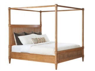 Strand Poster Bed California King